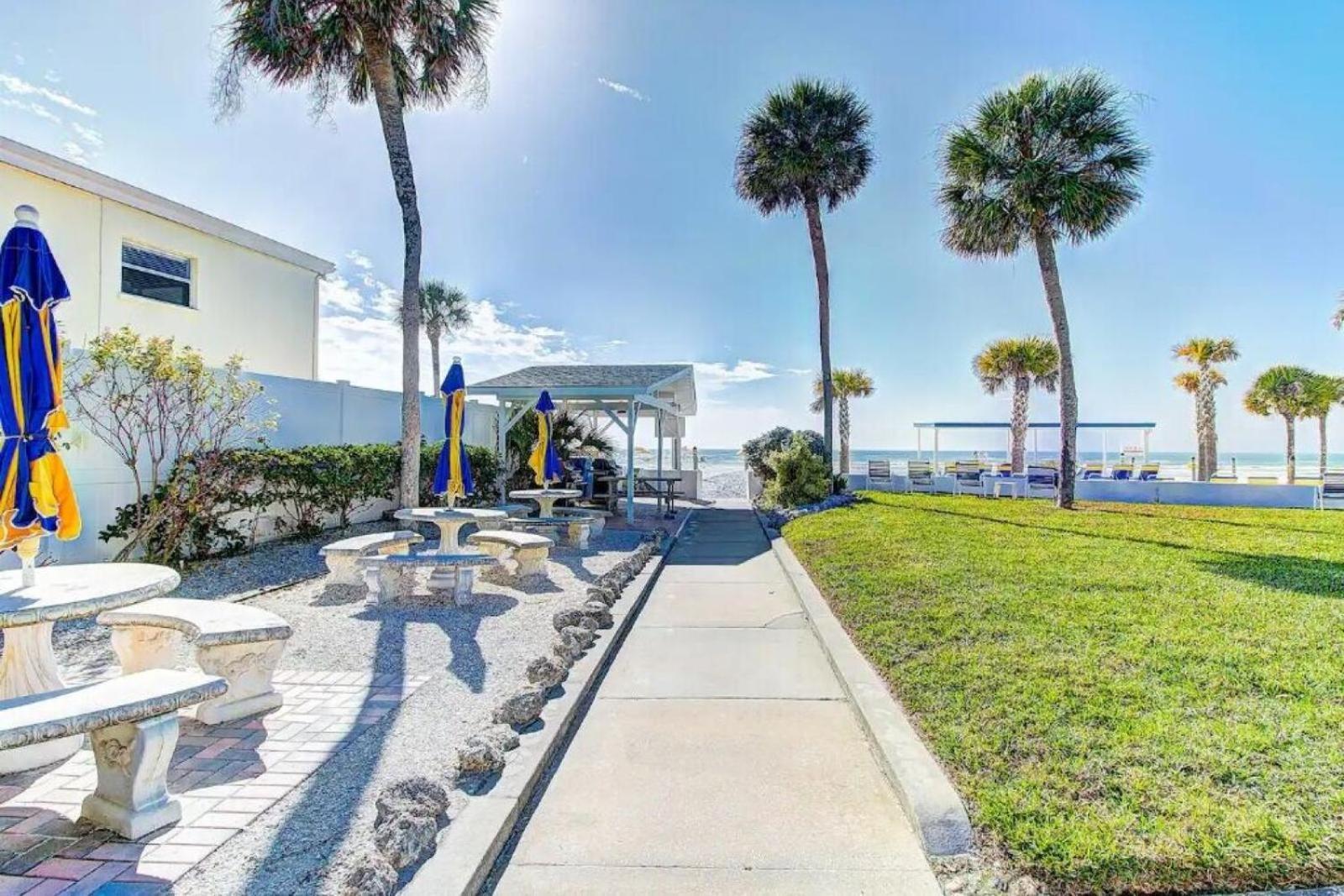 Beachfront Getaway In シエスタ・キー エクステリア 写真